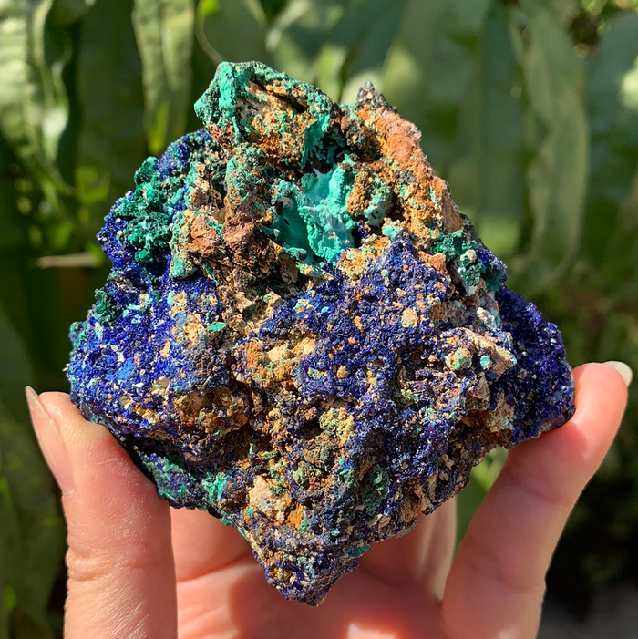 222g 7x7x4cm Rare Azurite from Laos
