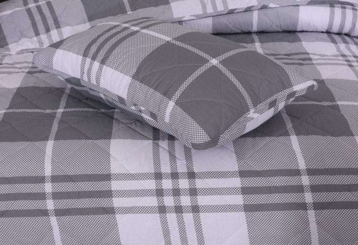 Bed Spread Quilted Design Code 101 - Nishat Creative Store
