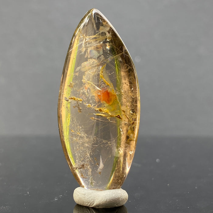 15.5g 4.9x2.2x1.2cm Clear Rutilated Quartz from China