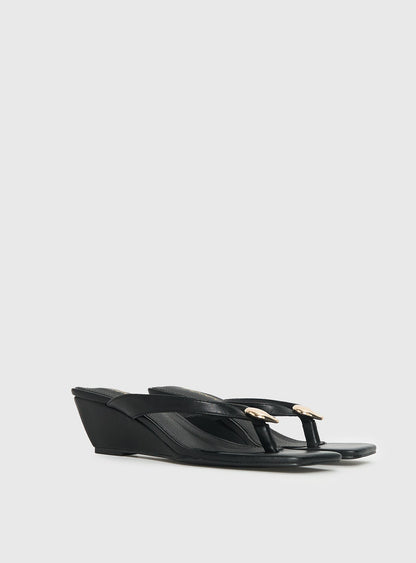 Therapy Slant Heels Black