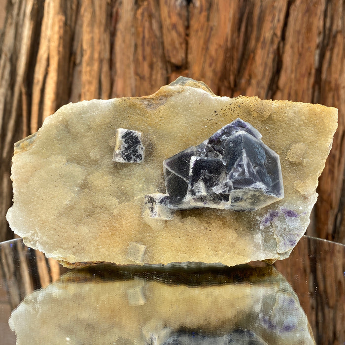 615g 18x15x6cm Purple Fluorite from China