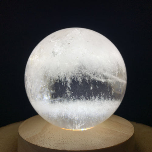 914g 8x8x8cm White Clear Quartz Sphere from China