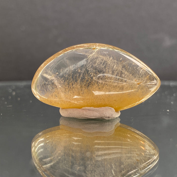9g 3.6x2.2x1cm Clear Rutilated Quartz from China