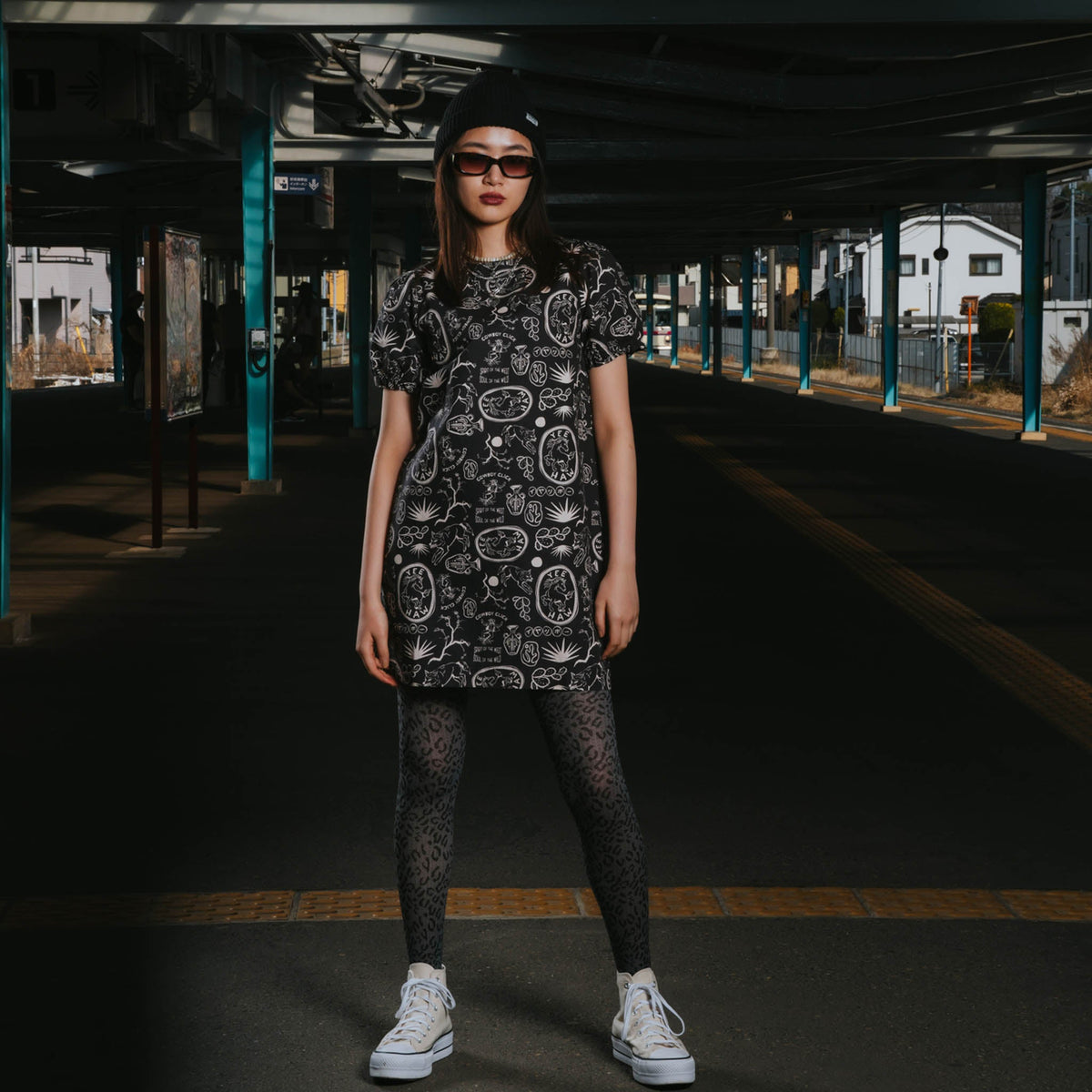 Gabriela Shift Dress - Haw Yee Print - Charcoal