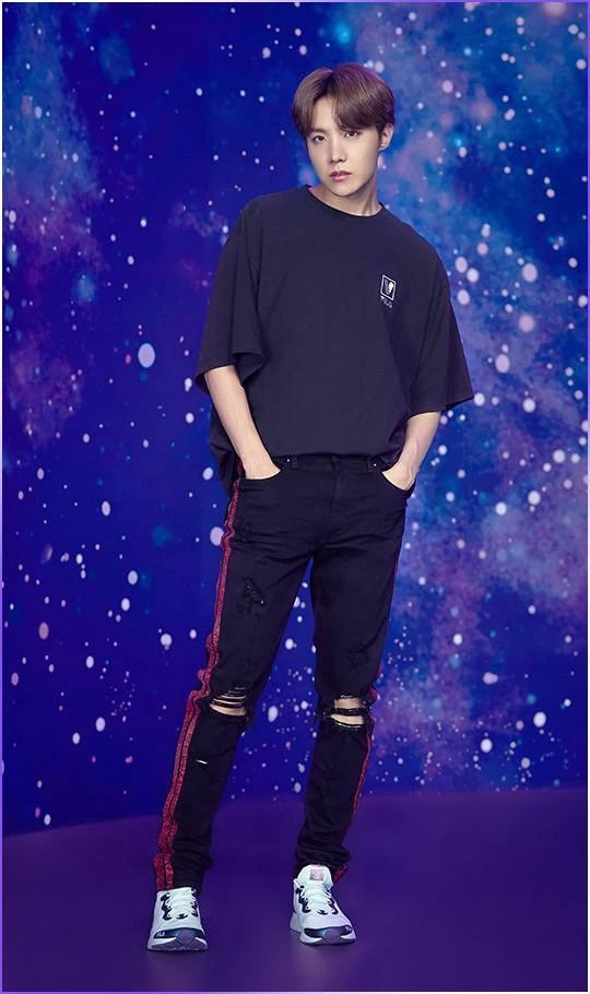 [FILA X BTS] Loose Fit Lettering Tee