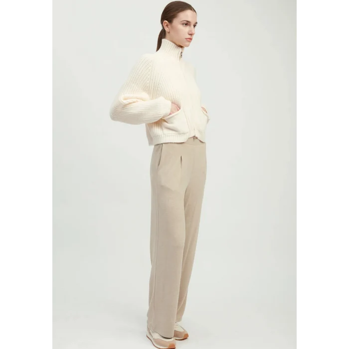 Pocket Detailed Crop Knit Jacket