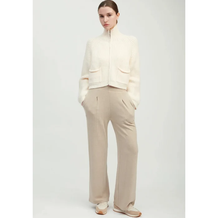 Pocket Detailed Crop Knit Jacket