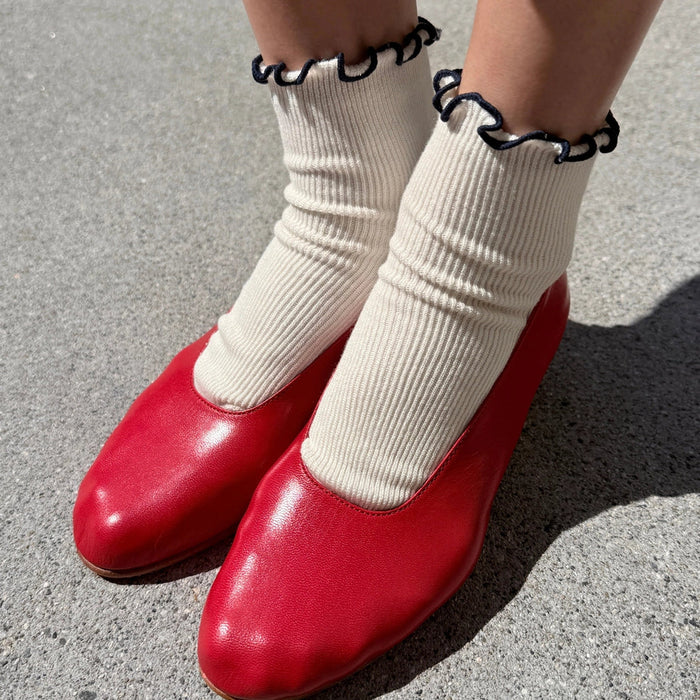 The Petite Ruffled Modal Socks